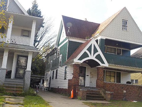 2nd image of 11326 Parkview Ave