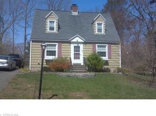 7 North Ave, Woodbridge, CT 06525