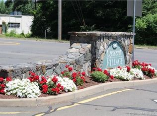 14 Ashwood Cir, Shelton, CT 06484