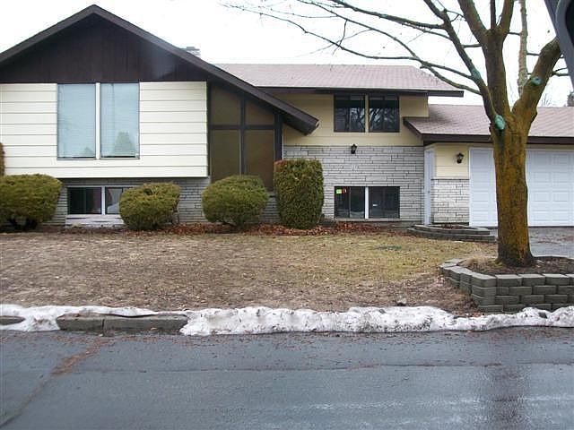 1st image of 328 W Alderwood Ave
