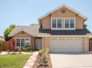 1730 Ridgewood Dr, Camarillo, CA 93012