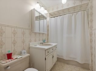 29 Carver Rd, Watertown, MA 02472