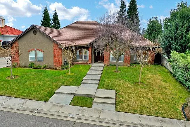 9924 Country Oak Ct photo 1