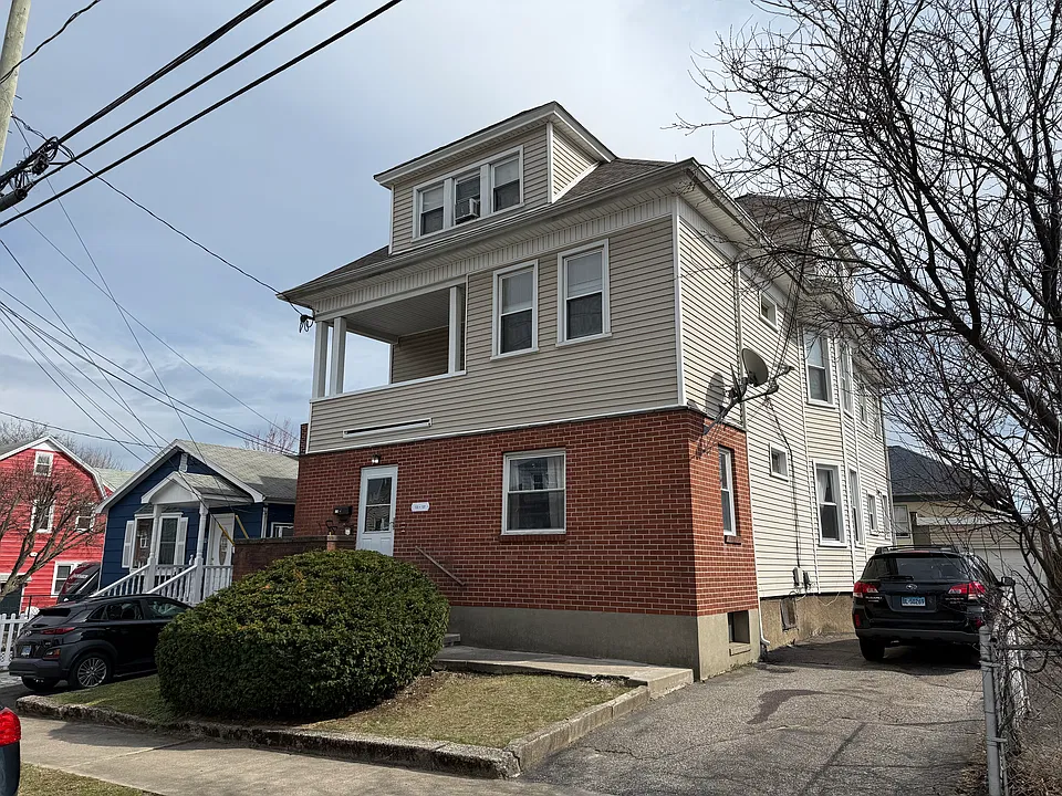 125 Madison Ter #1