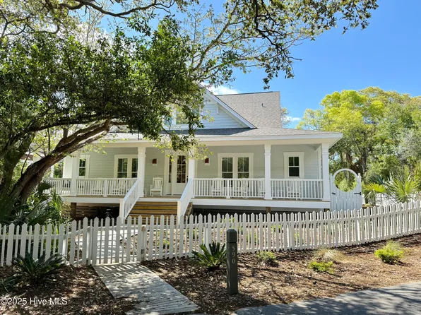 590 Kinnakeet Way, Bald Head Island, NC 28461