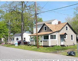 1st image of 210 Richmond Dr