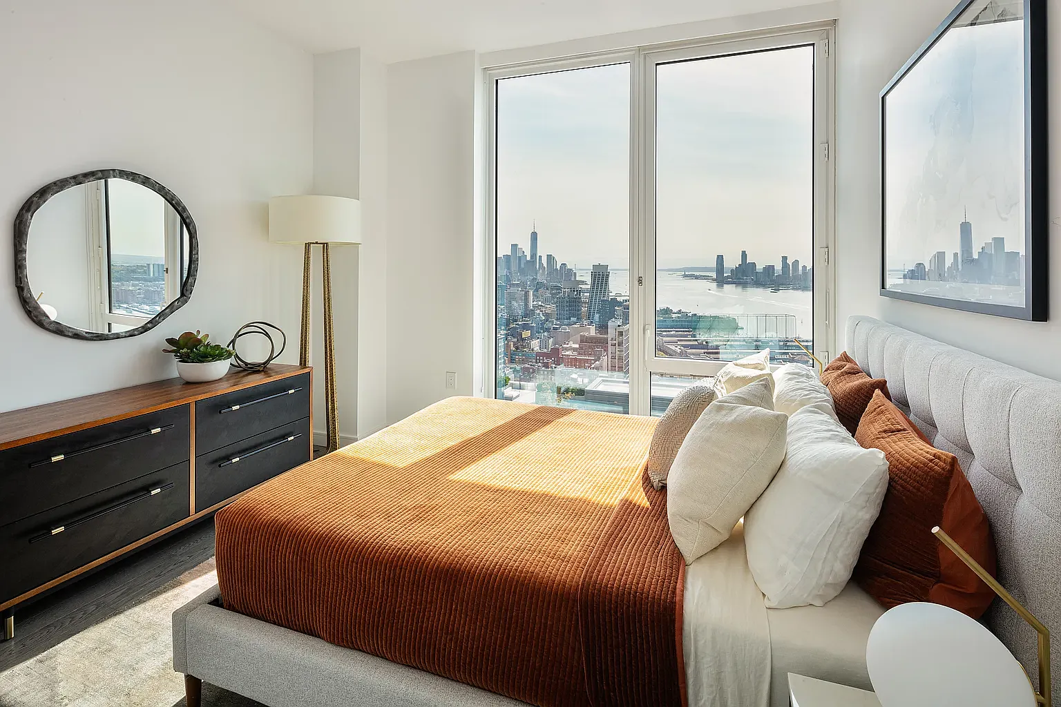 606 West 30th Street — Photo 1