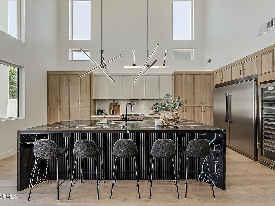 4852 E Piccadilly Rd, Phoenix, AZ 85018 | MLS #6885354 | Zillow