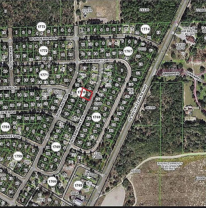 2nd image of 5826 N Claremont Dr
