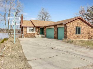 8113 Cowan Lake Dr NE, Rockford, MI 49341