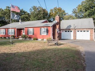 25 Shady Oak St, Old Bridge, NJ 08857