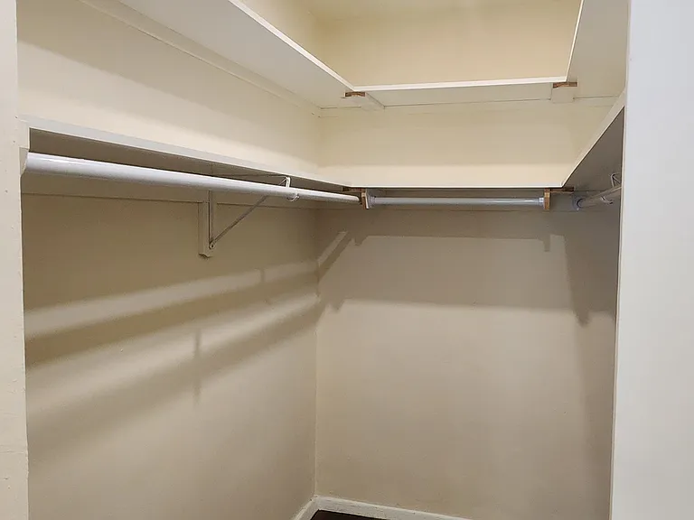 Jumbo walk-in closet