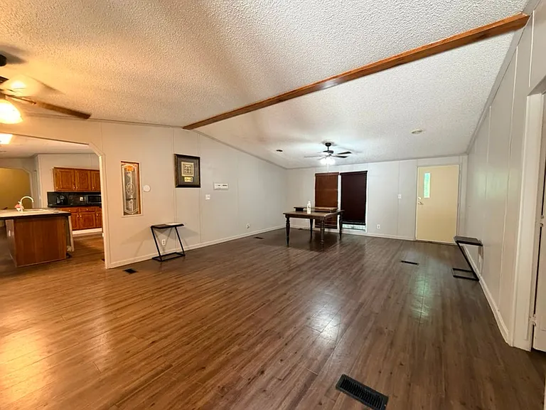 7415 Remington Rd — Photo 4