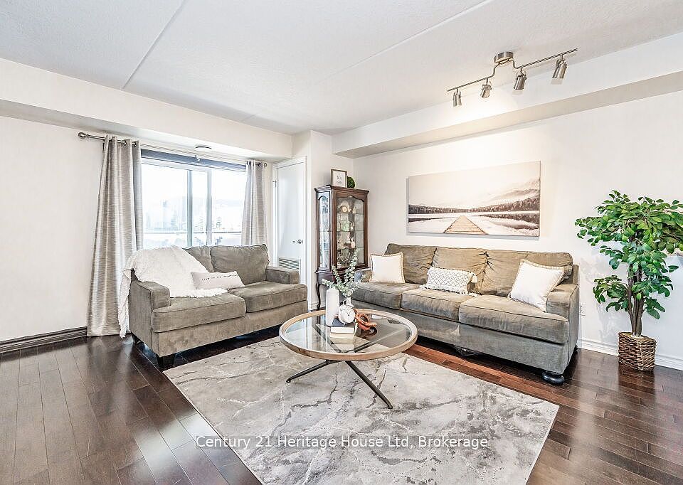 1st image of 43 Goodwin Dr #212