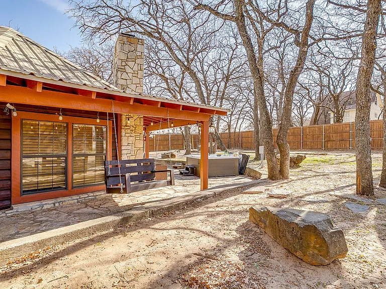 502 Western Hills Trl — Photo 46