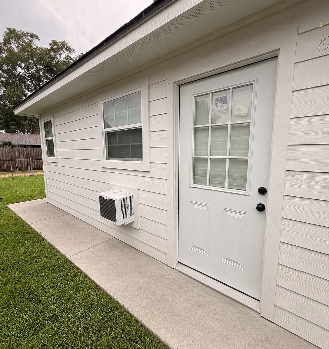 2 bed, 600 sqft, $1,550 — Photo 1