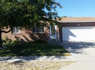 2309 N Yosemite Pkwy, Garden City, KS 67846
