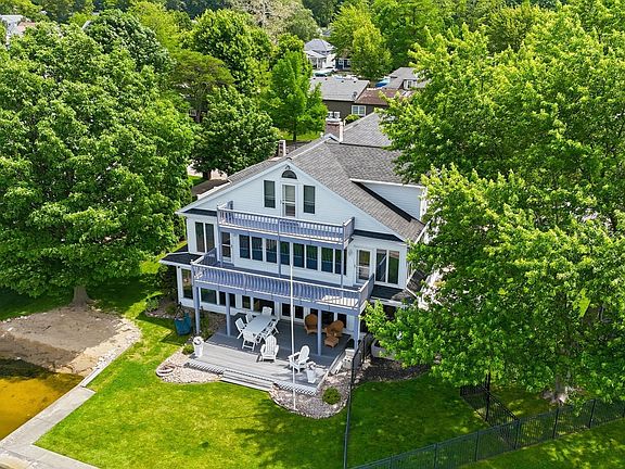 4th image of 1300 Court St