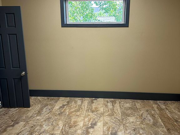 5th image of 1626 5th Ave E #1