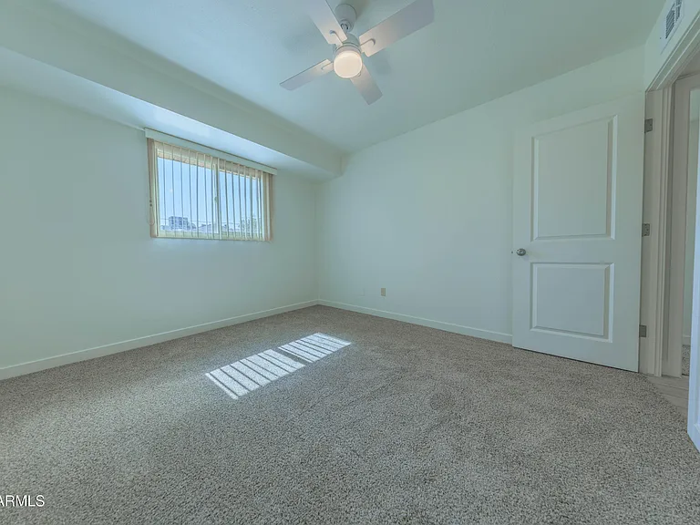 4558 N 15th Ave — Photo 30