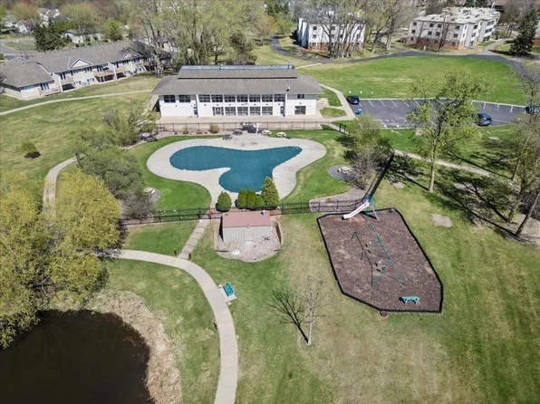 4465 Trenton Ln N APT 201, Plymouth, MN 55442