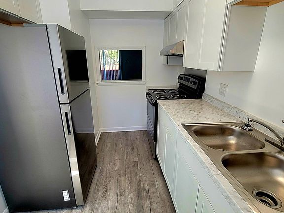 5th image of 2639 Wayside Dr