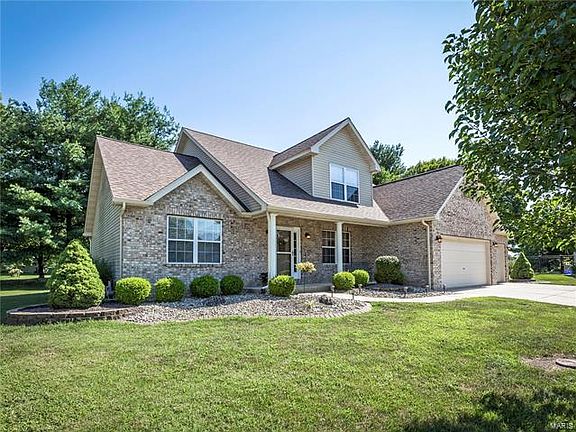 2nd image of 164 Oaklawn Dr