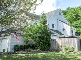 2 Millay Ct, Freehold, NJ