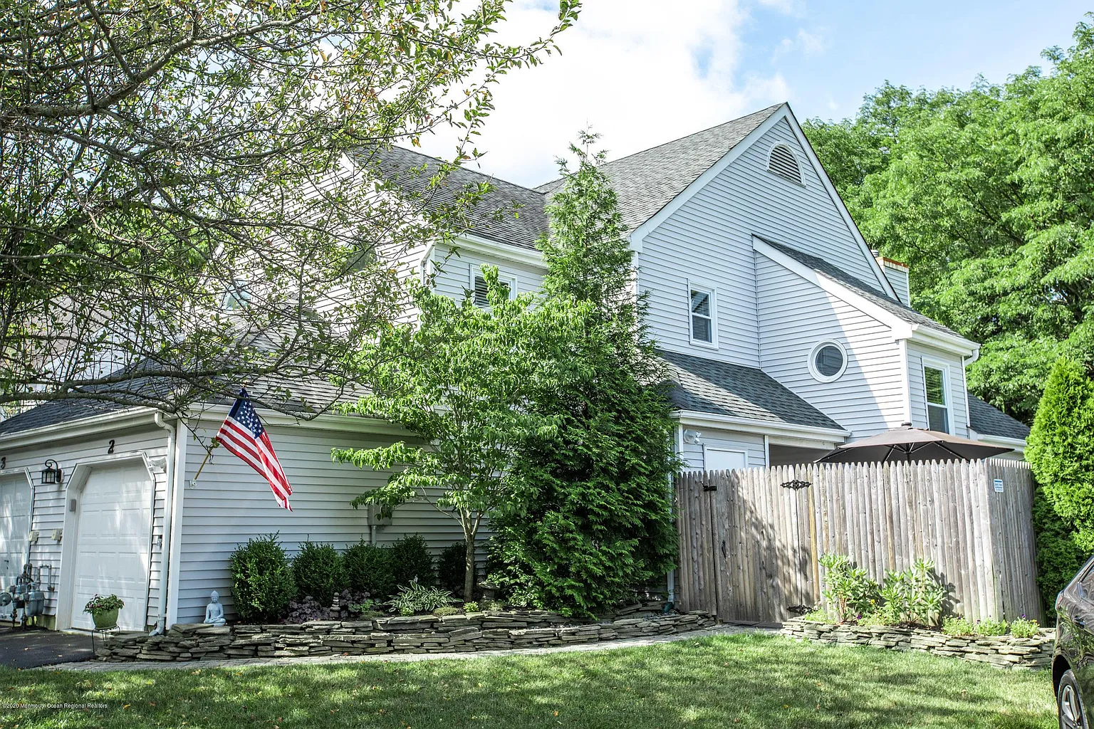 2 Millay Ct photo 1