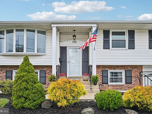 4th image of 308 Mallard Dr
