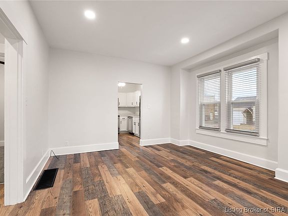 5th image of 2302 Shrader Avenue