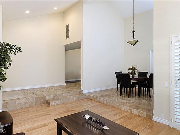 4th image of 3037 Sierra Dr