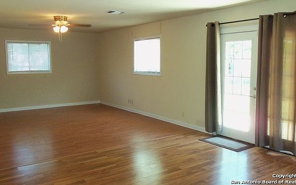 4th image of 5510 Cervantes Dr