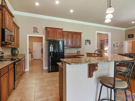 4th image of 5047 Woodstock Way Dr