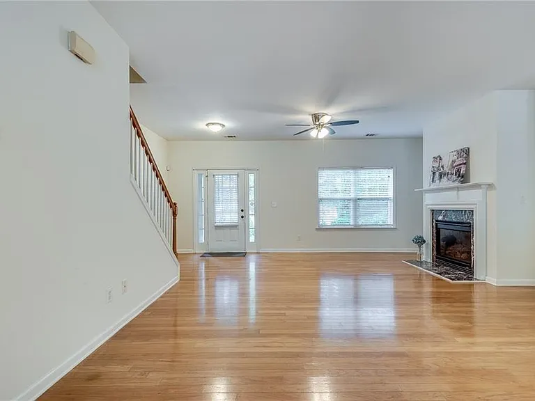 1684 Northgate Mill Dr — Photo 10