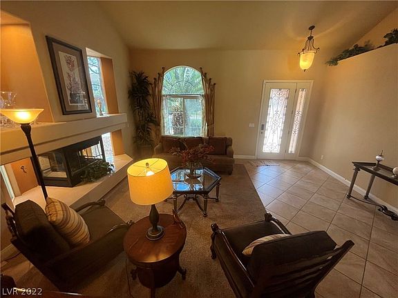 3rd image of 8556 Silver Coast St