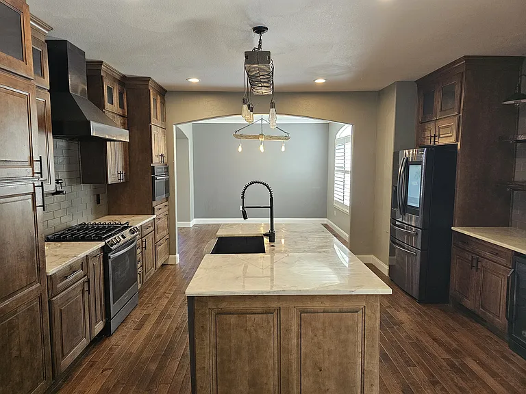 10430 Lions Path — Photo 8
