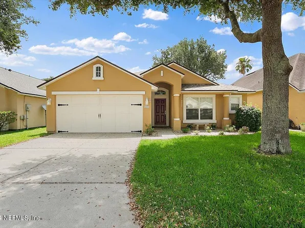 297 BROOKCHASE Lane W, Jacksonville, FL 32225