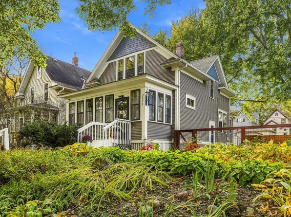 771 Ottawa Ave, Saint Paul, MN 55107