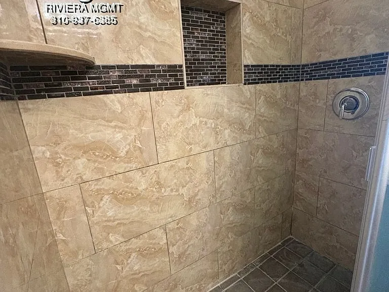 2300 Carnegie Ln #1 — Photo 15