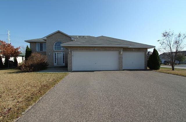 1st image of 3102 Bluebell Ave N