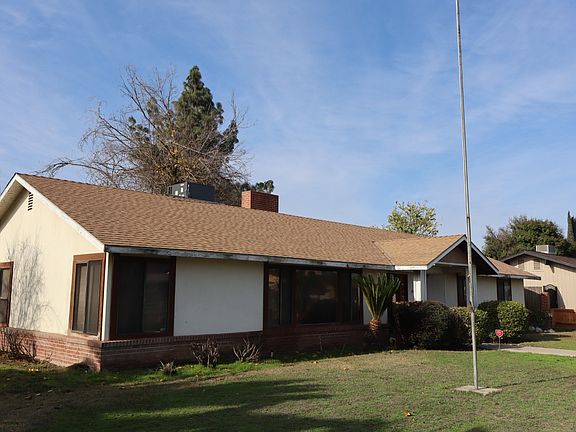 3rd image of 2400 N Douty St