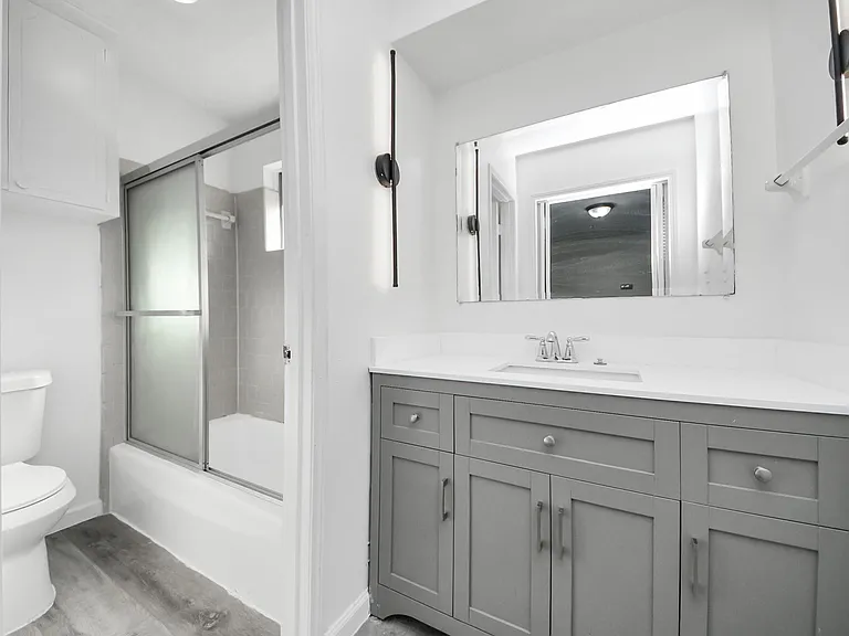 8011 La Roche Ln — Photo 32