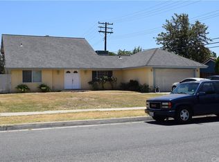 2207 N Spruce Ave, Rialto, CA 92377