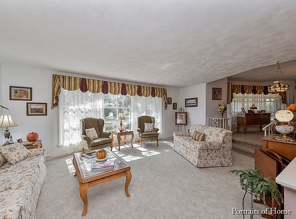 3rd image of 640 Cloverlane Dr