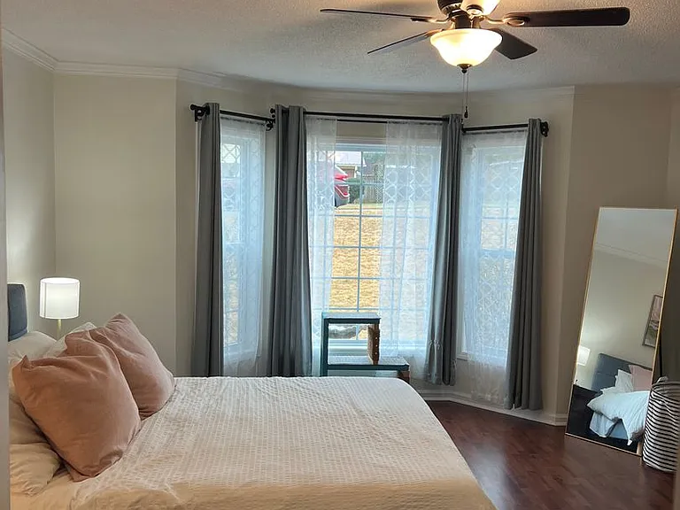 55 Rolling Pines Dr — Photo 11