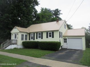 113 E 4th Ave, Johnstown, NY 12095