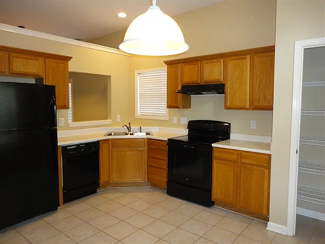 11447 Drabble Ln — Photo 2