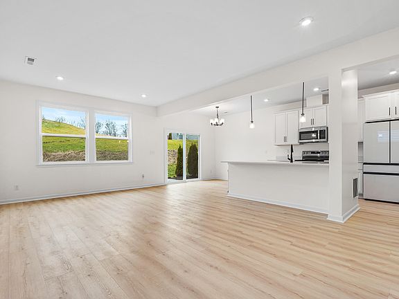 4th image of 2401 Bella Rdg