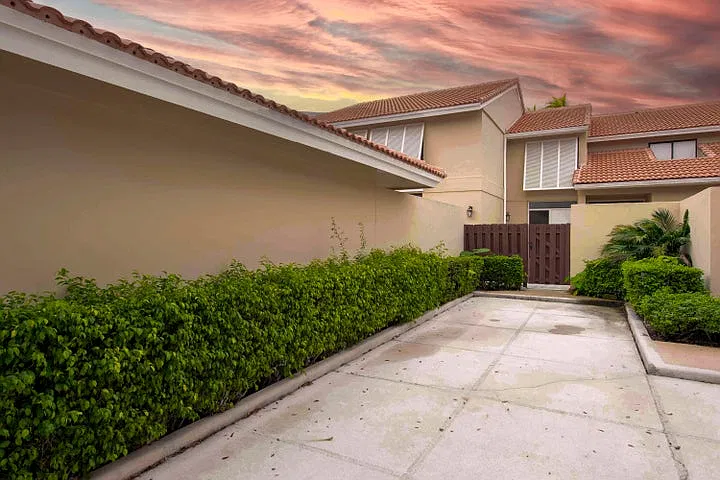 3 bed, 1694 sqft, $5,000 — Photo 1